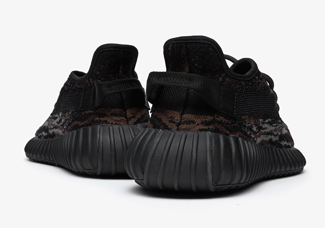 Off-white庐 x yeezy clearance boost 350 v2 'black'