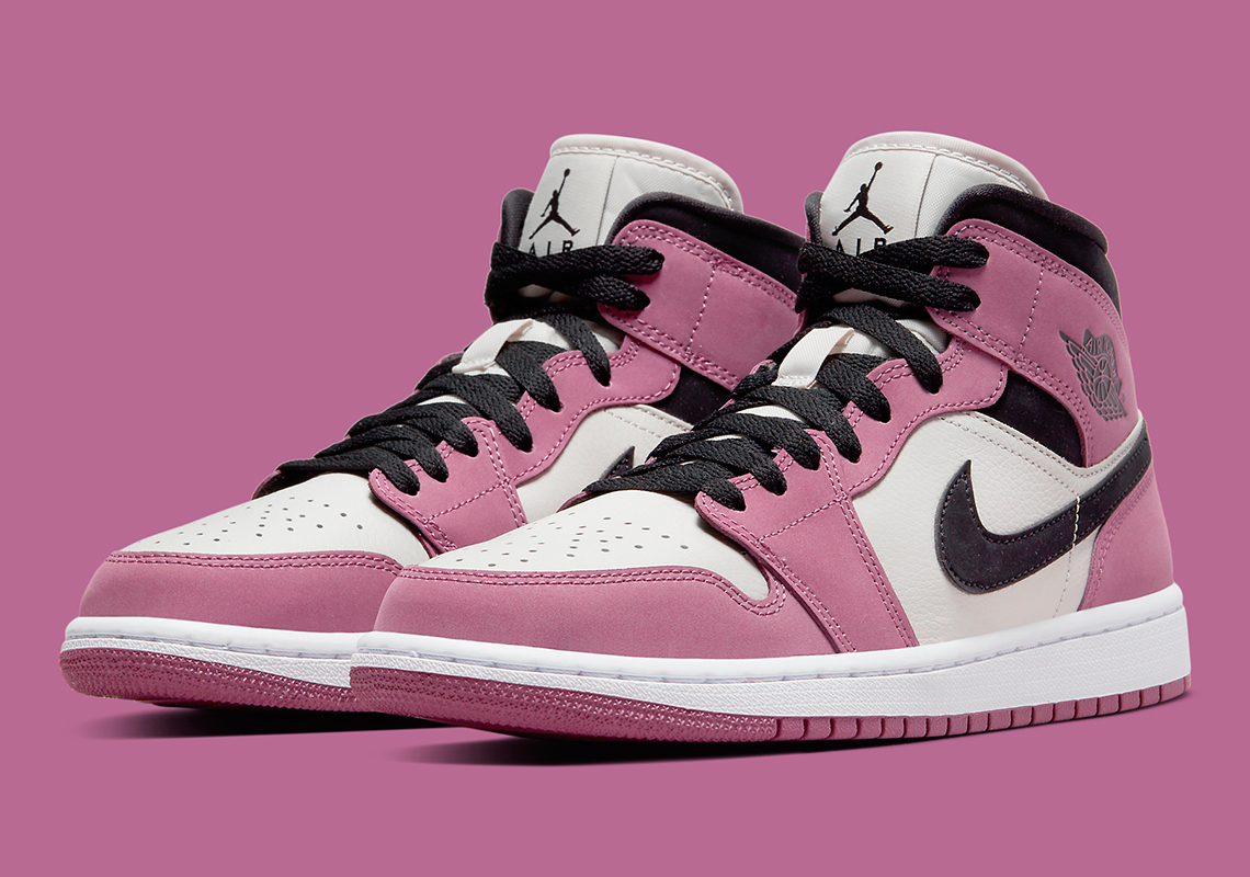 Air Jordan 1 Mid Berry White Black DC7267-500 | SneakerNews.com