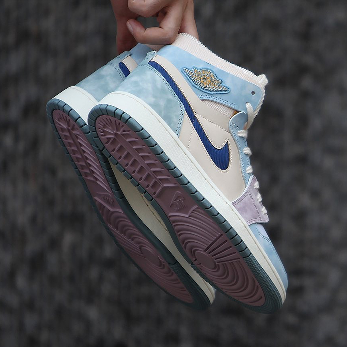 Air Jordan 1 Zoom CMFT Washed Blue | SneakerNews.com