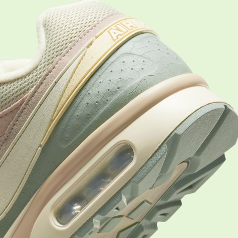 Nike Air Max BW Light Stone Coconut Milk Jade Stone DM9094-100 ...