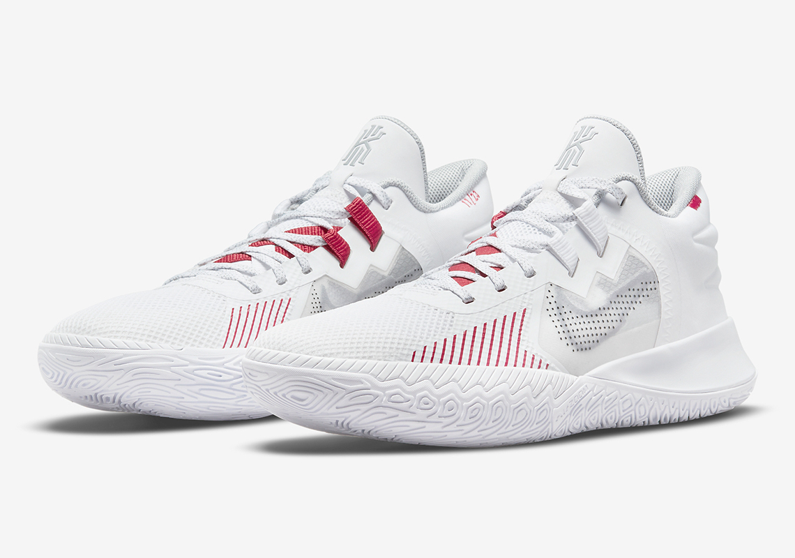 Kyrie flytrap hotsell youth white