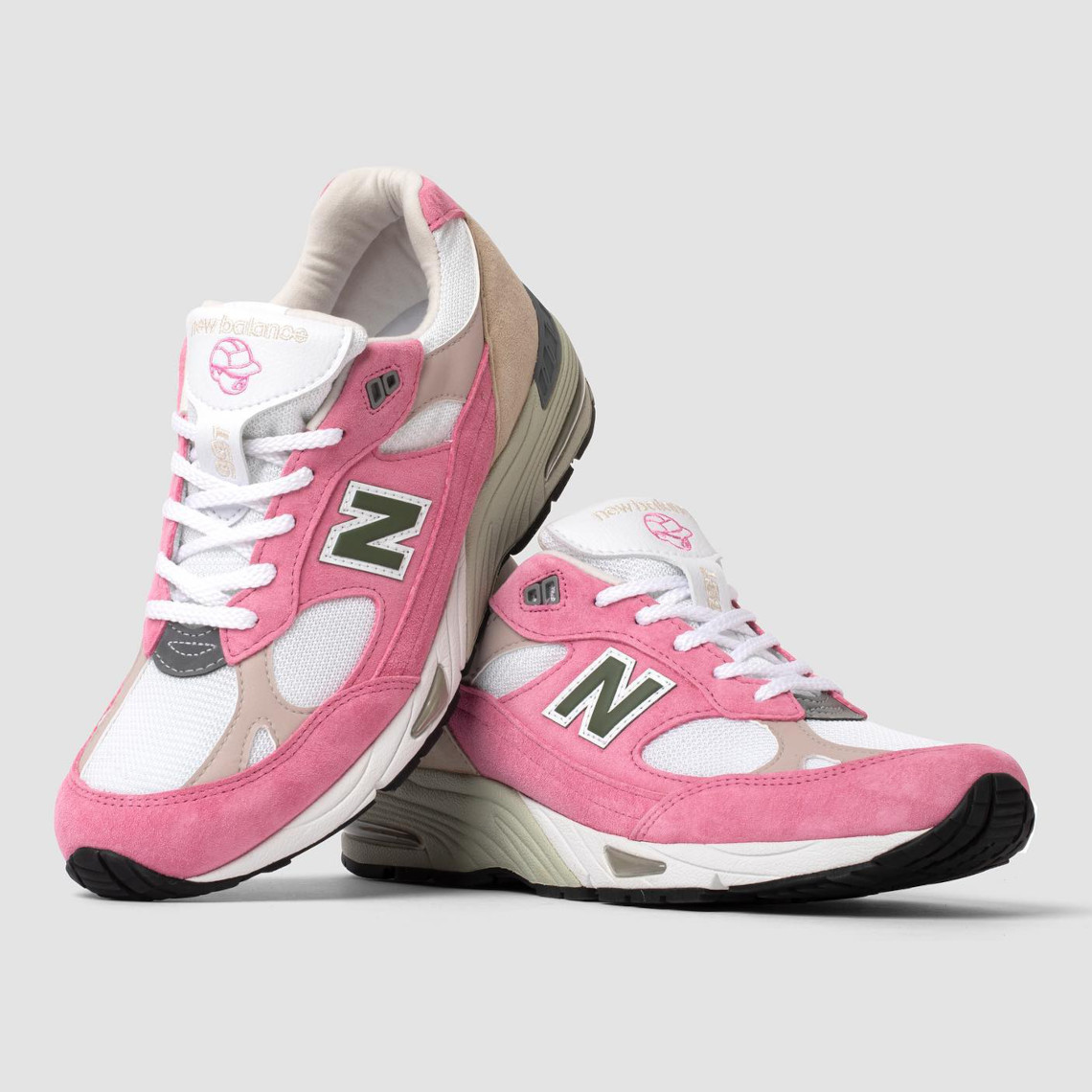 All Gone 2021 Paperboy Paris New Balance Mujer 574 in Negro Gris 4