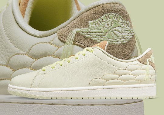This Air Jordan 1 Centre Court Features Unfinished Wings Embroidery
