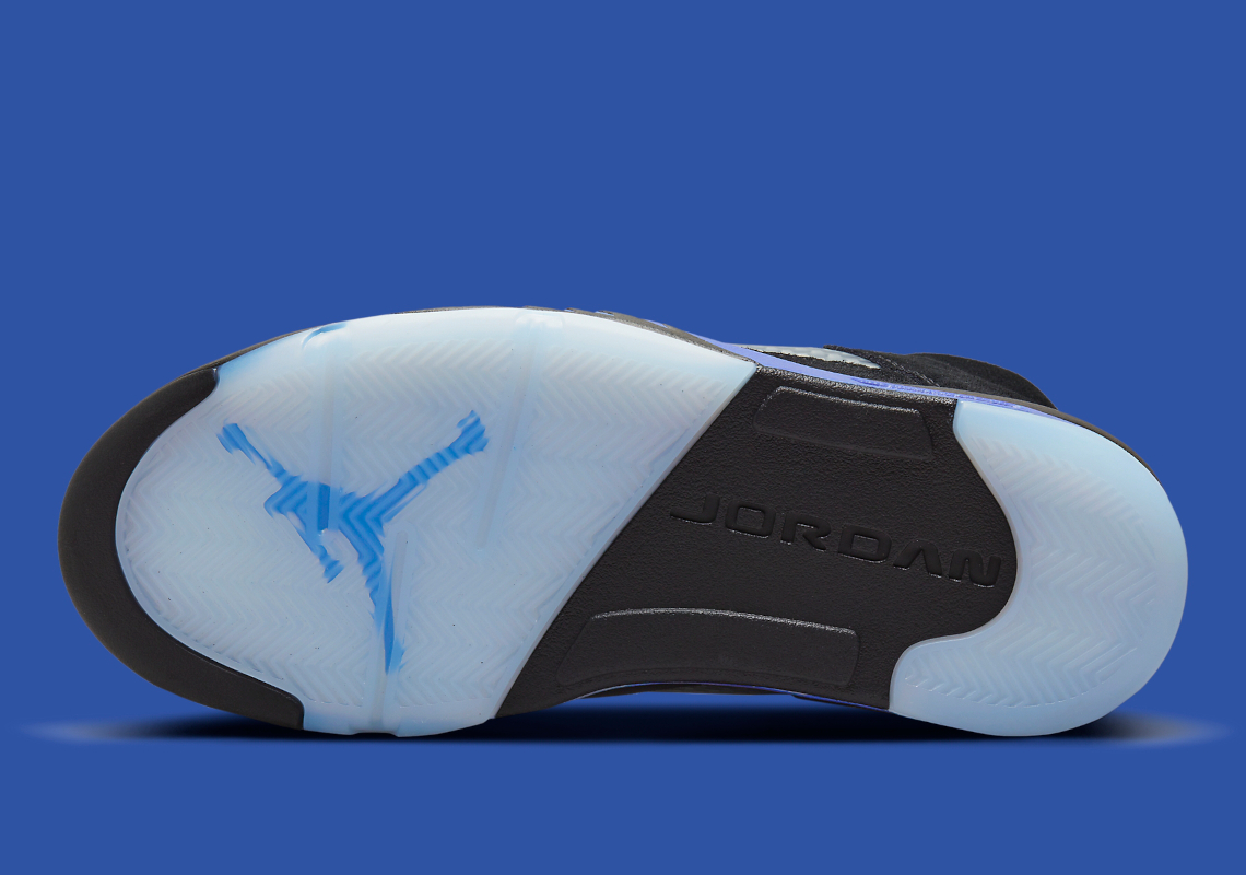Jordan Brand looks to set the bar higher with their Air Jordan Racer Blue Ct4838 004 10