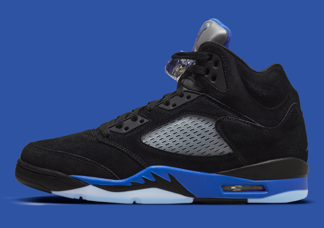 black and blue new jordans