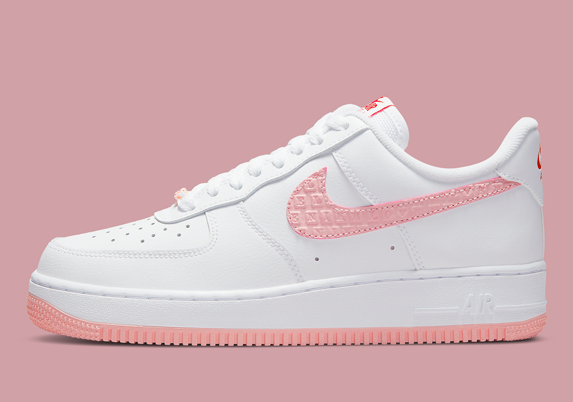 Nike Hyperelite Air Force 1 Valentines Day DQ9320 100 9