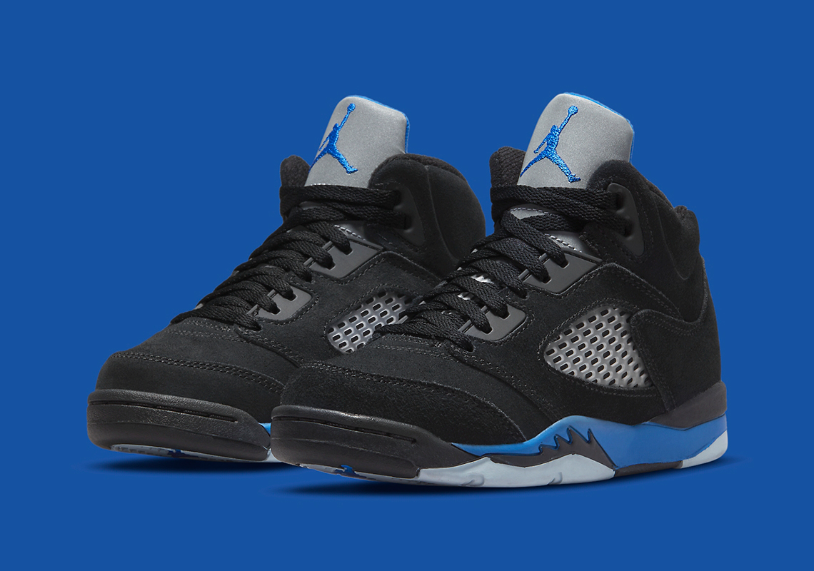 Jordan Brand looks to set the bar higher with their Air Jordan Ps Racer Blue 440889 004 3