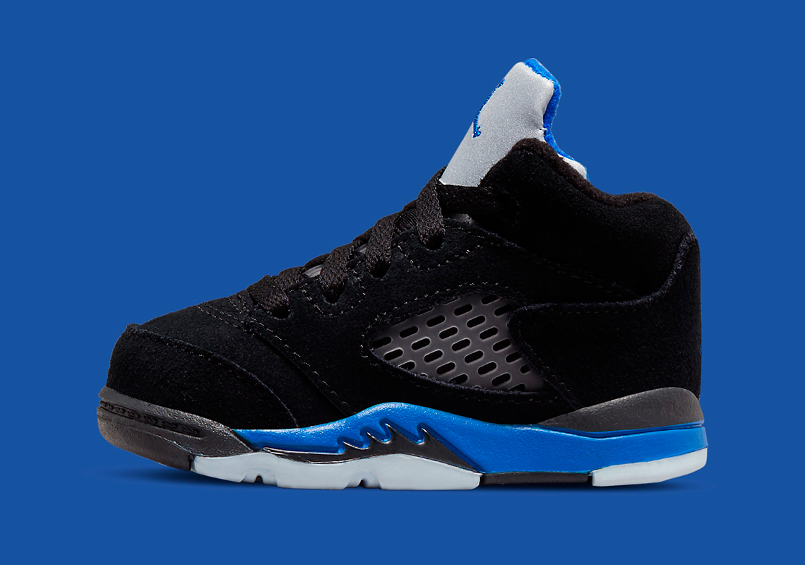 Jordan Brand looks to set the bar higher with their Air Jordan Td Racer Blue 440890 004 1