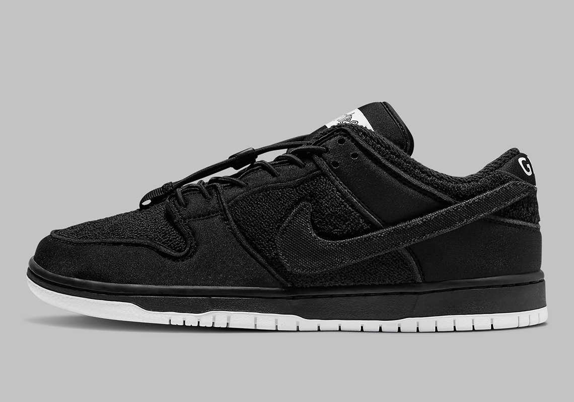 Gnarhunters Nike Sb Dunk Low Dh7756 010 10