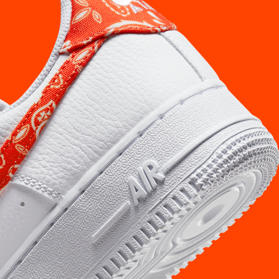 Nike Air Force 1 Low 07 ESS White Rush Orange Paisley DJ9942-102 ...