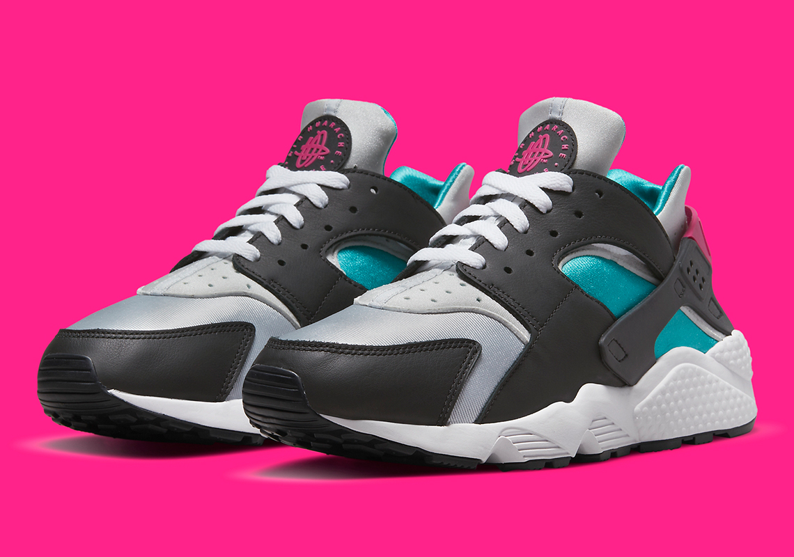 Nike huarache 2024 nere e fucsia