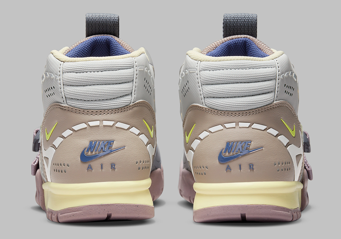 Nike Air Trainer 1 Sp Light Smoke Grey Honey Dew Particle Grey Dh7338 002 4