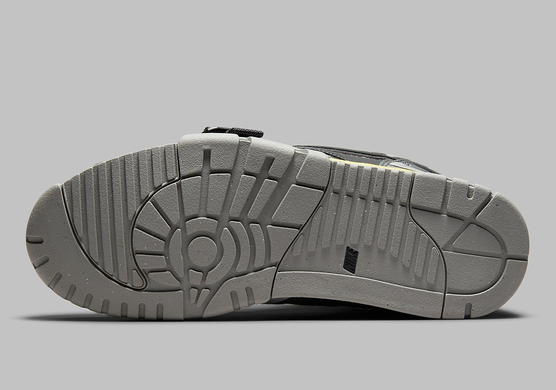 Nike Nike Zapatillas COURT ROYALE 2 LOW para hombre Utililty Dark Smoke Grey Black Iron Grey Off Noir Dh7338 001 1