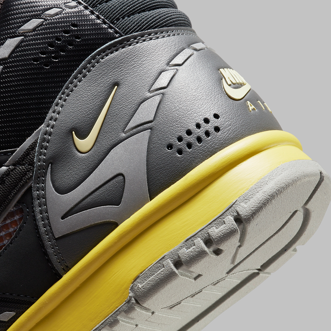 Nike Nike Zapatillas COURT ROYALE 2 LOW para hombre Utililty Dark Smoke Grey Black Iron Grey Off Noir Dh7338 001 5