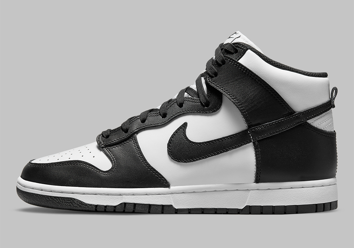 nike dunks women black and white