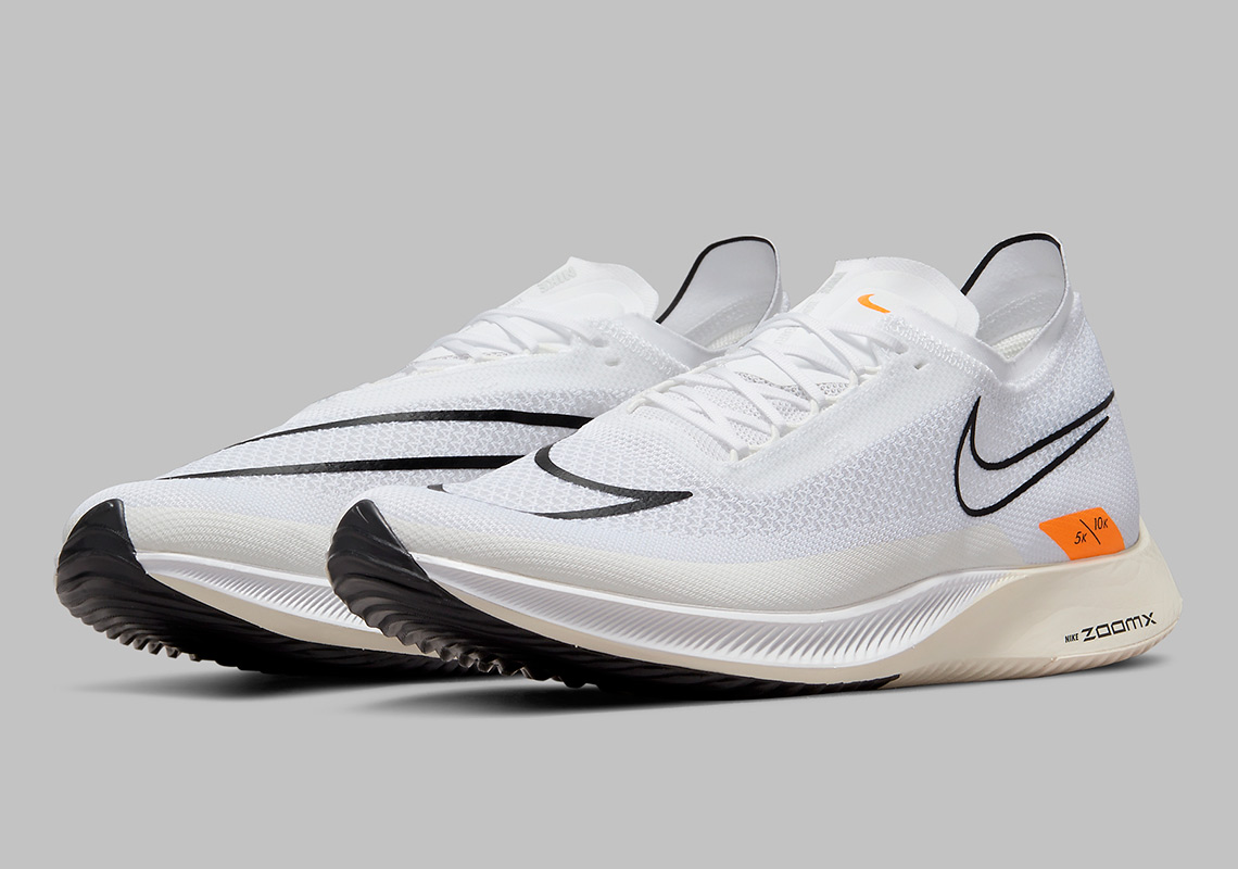 Nike ZoomX Streakfly Running Shoes DH9275-100 | SneakerNews.com السياره