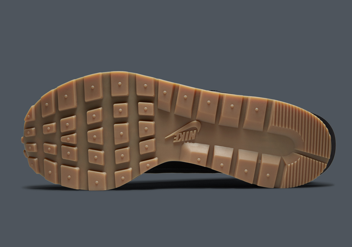 Sacai Nike Vaporwaffle Black Gum Dd1875 100 Release Date 7