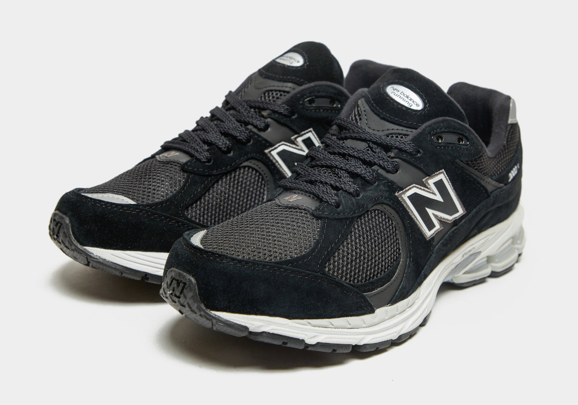 たので JD Sports × New Balance 2002R 