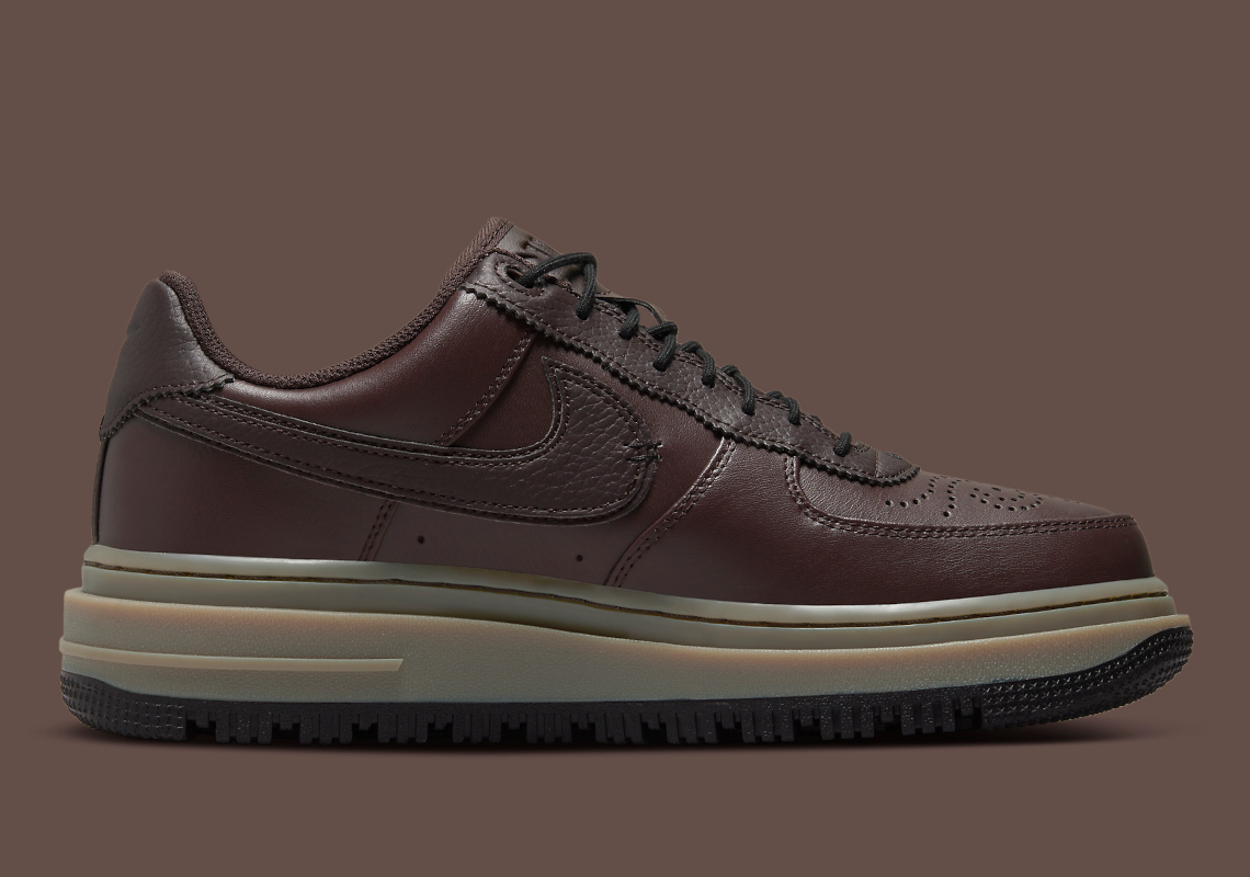 Nike Air Force 1 Luxe - Brown Basalt / Black / Gum Dark Brown – Kith