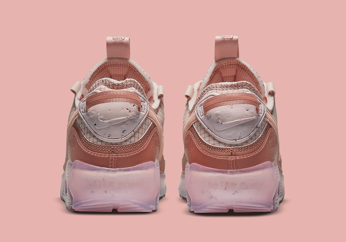 rose gold nike zoom