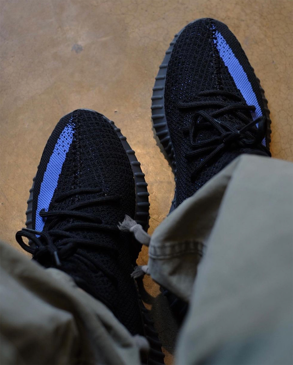 adidas japan Yeezy Boost 350 V2 Dazzling Blue Gy7164 Store List 5