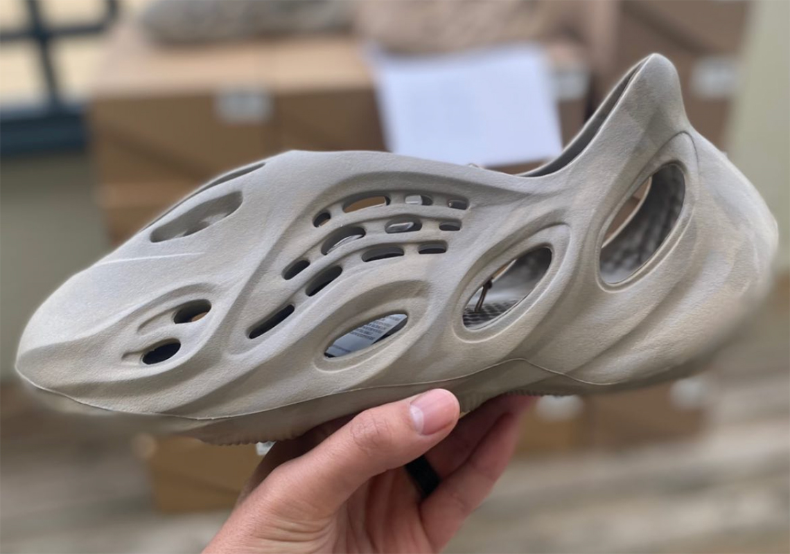 adidas Yeezy infant foam runner Foam Runner "Stone Sage" GX4472 | SneakerNews.com