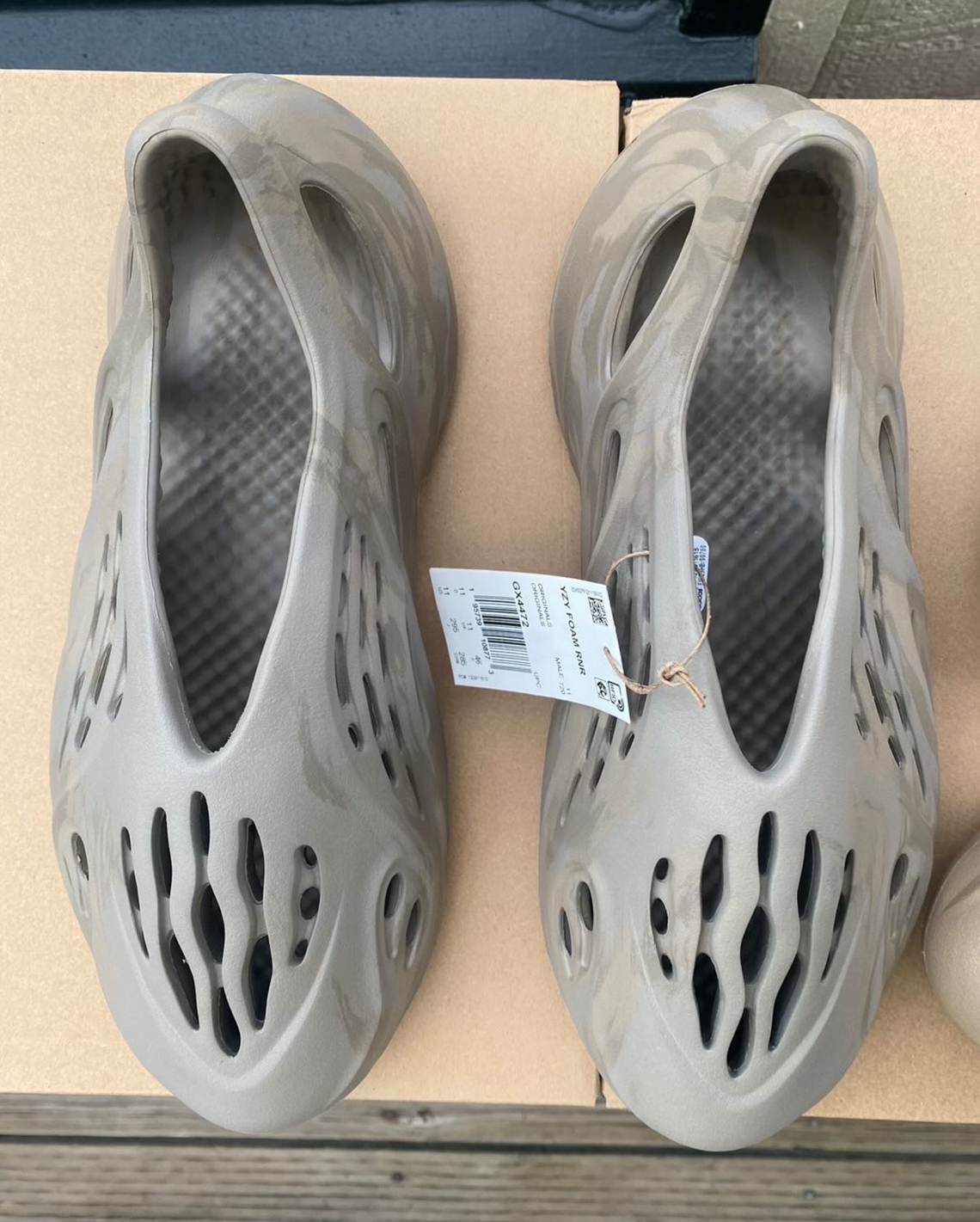 Adidas Yeezy Foam Runner Stone Sage Gx4472 Release Date 3