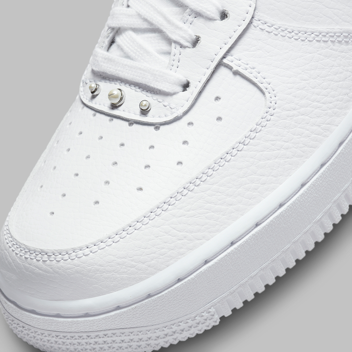 Nike Air Force 1 Low Pearl Studs DQ0231-100 - Golf Single Player