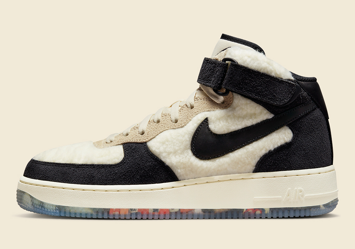 Nike Air Force 1 Mid Panda Do2123 113 1