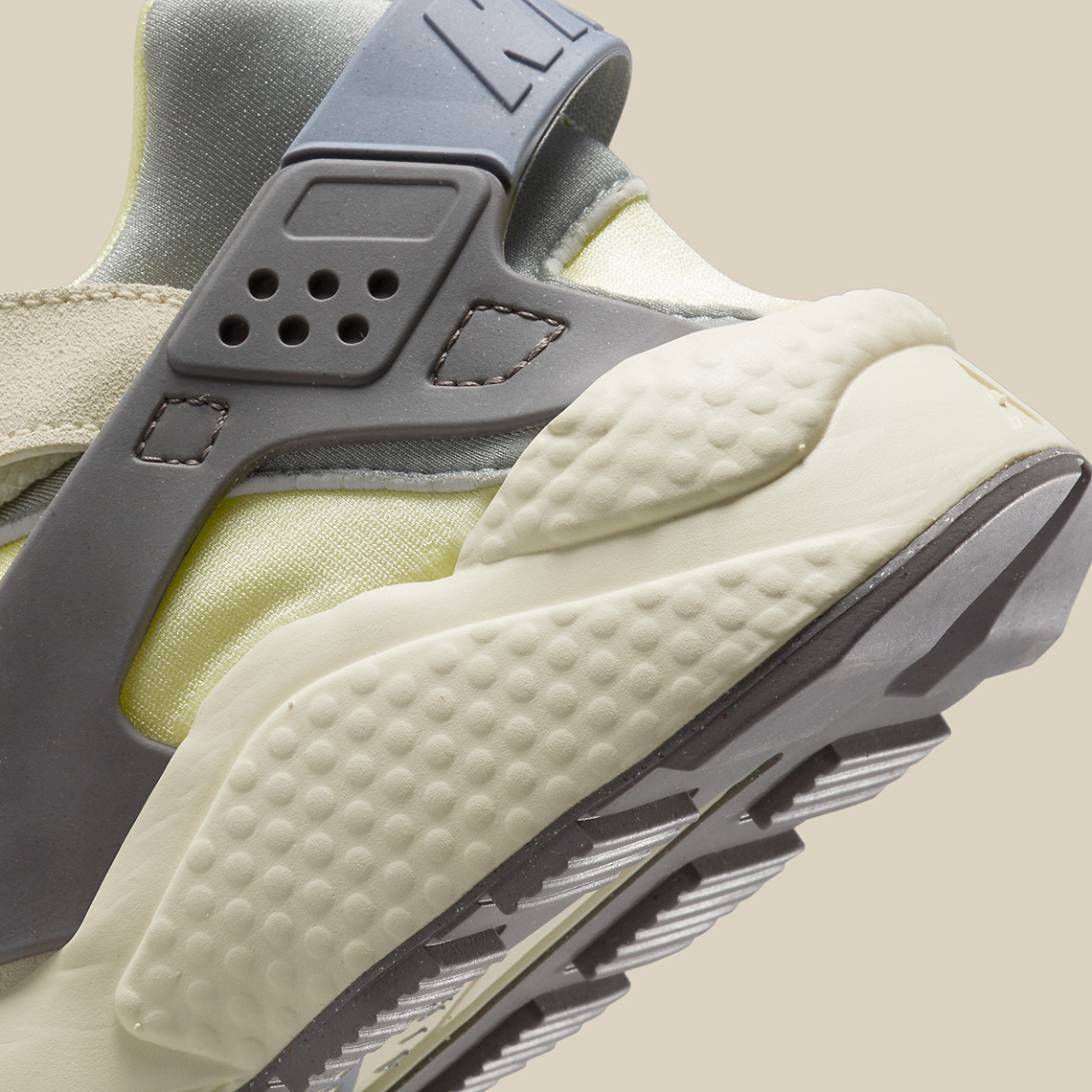 Nike Air Huarache NH Coconut Milk Ashen Slate Cave Stone DR8620-100 ...