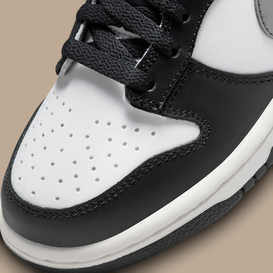 nike dunk low gs black white gold pull tabs dh9764 001 3