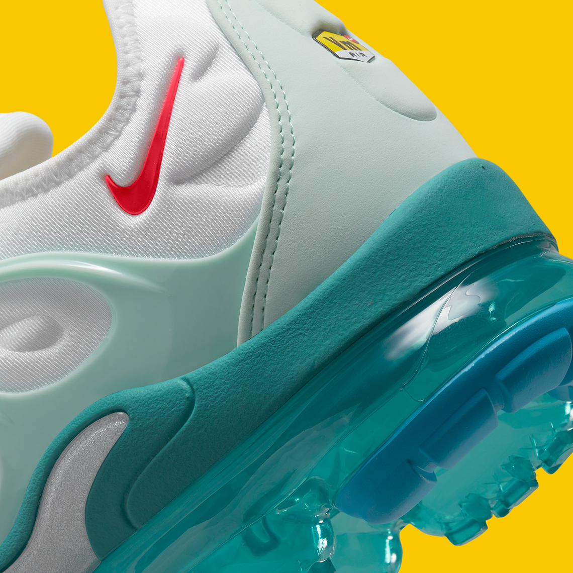 Nike Vapormax Plus White Turquoise Red Yellow 2022 Release Info 6