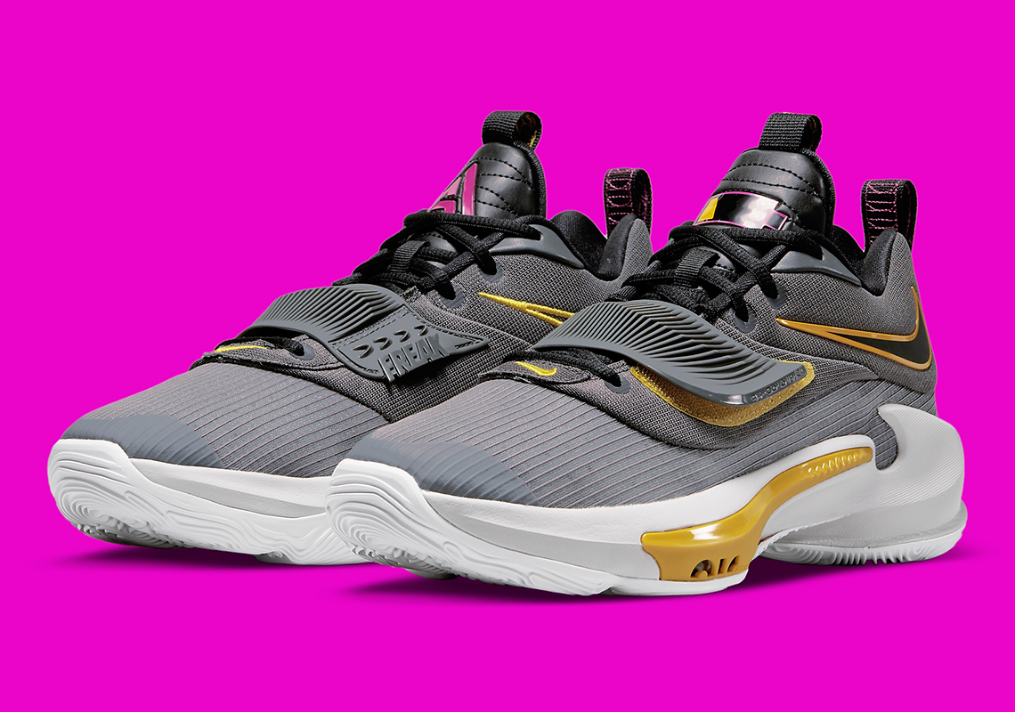 Nike Zoom greek freak 3 shoes Freak 3 Low Battery DA0694-006 Release Date