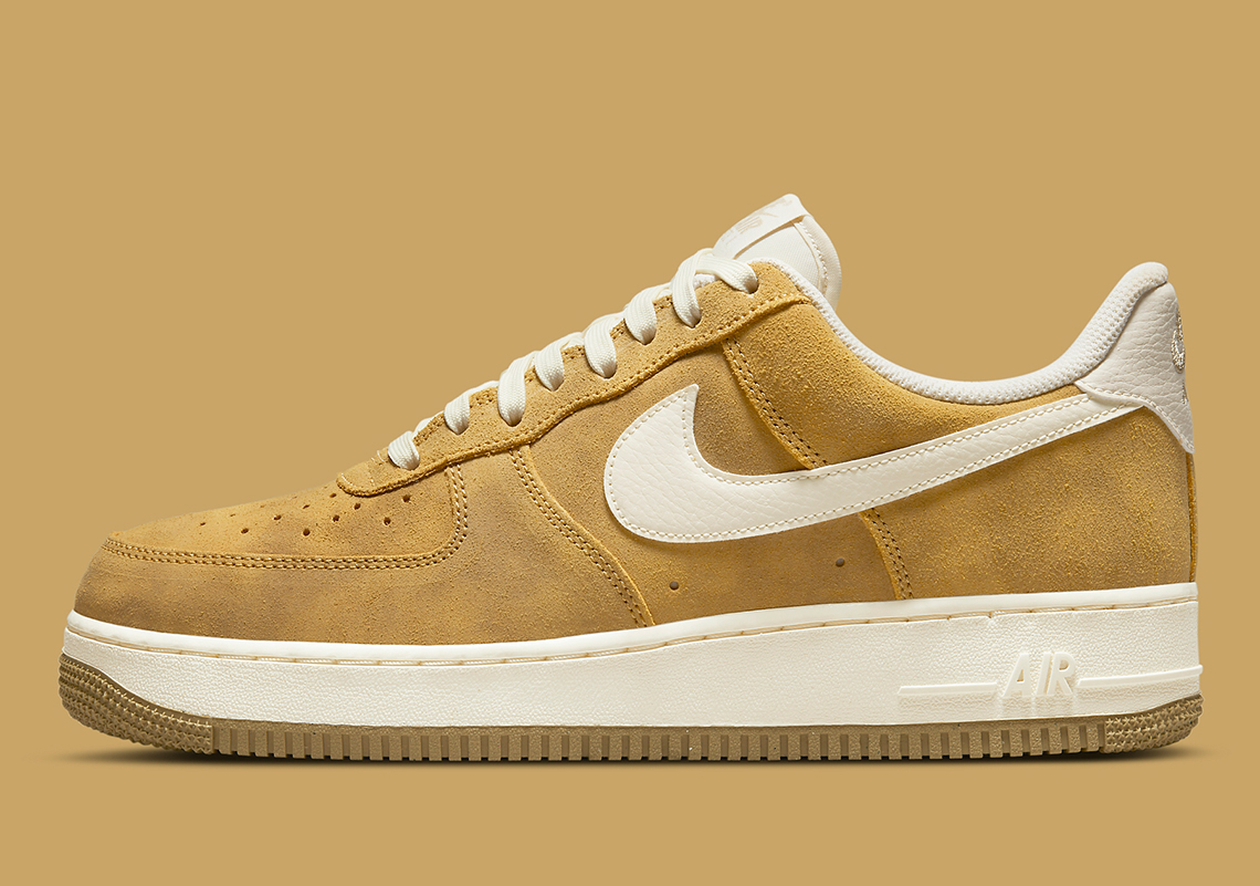 Seemingly Dirty Suedes Build Out This Forthcoming Nike Air Force 1