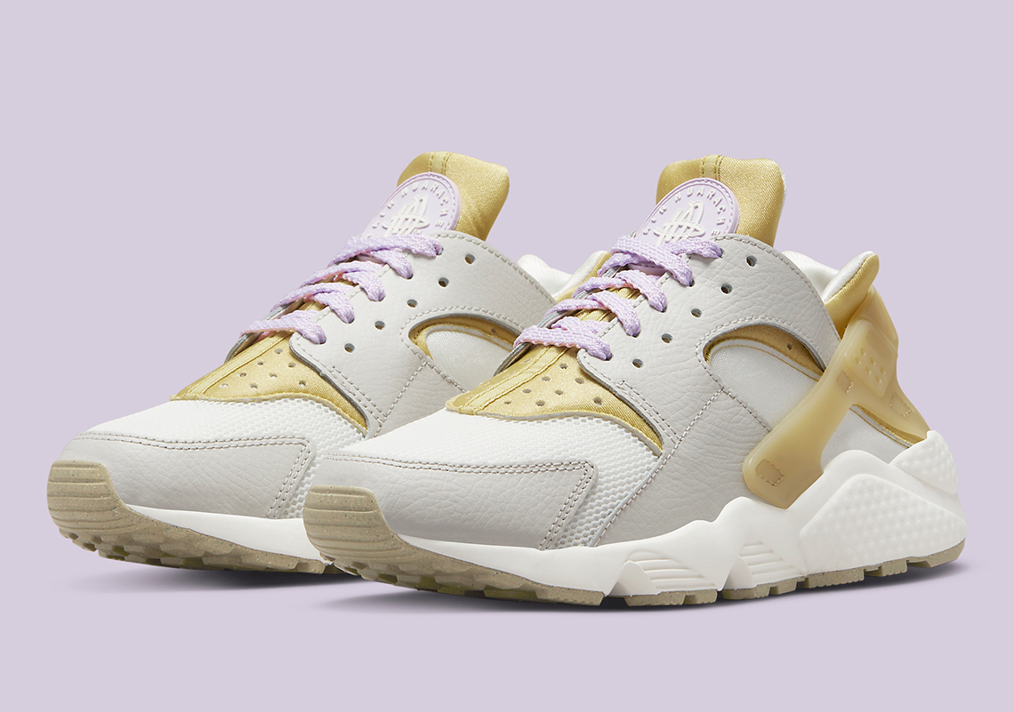 The Nike Air Huarache Ushers In Spring With A Linen-Like Colorway