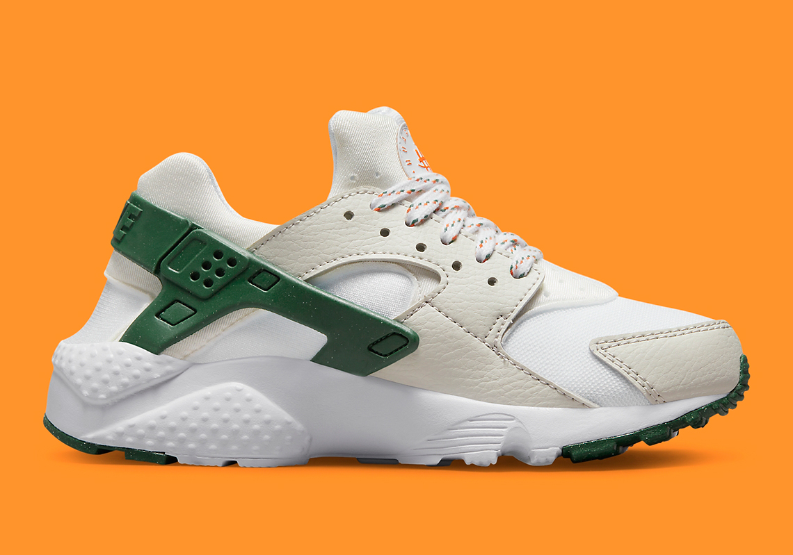 Nike huarache store green and orange