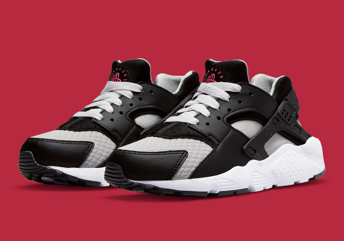 Red-Colored Logos Animate This “Black/Grey” Nike Air Huarache For Kids