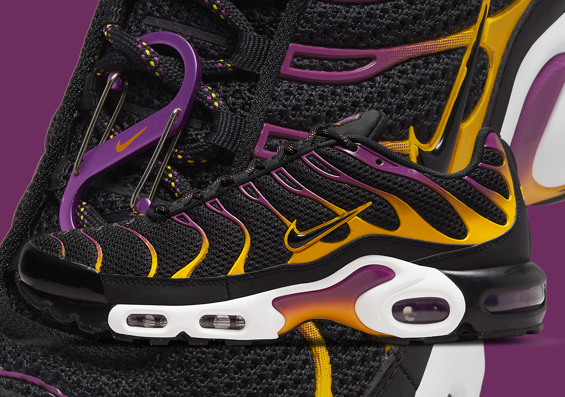 This Nike Air Max Plus Comes Equipped With A Matching Carabiner
