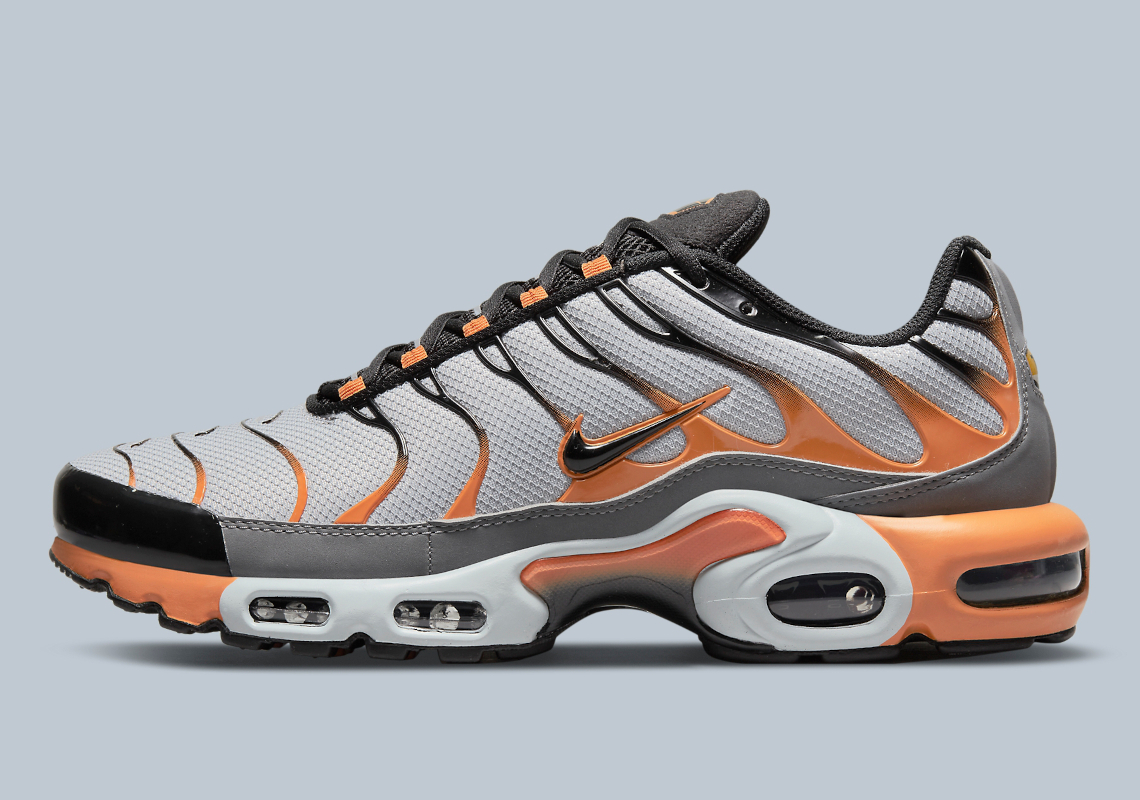 Nike tn 2025 grey and orange