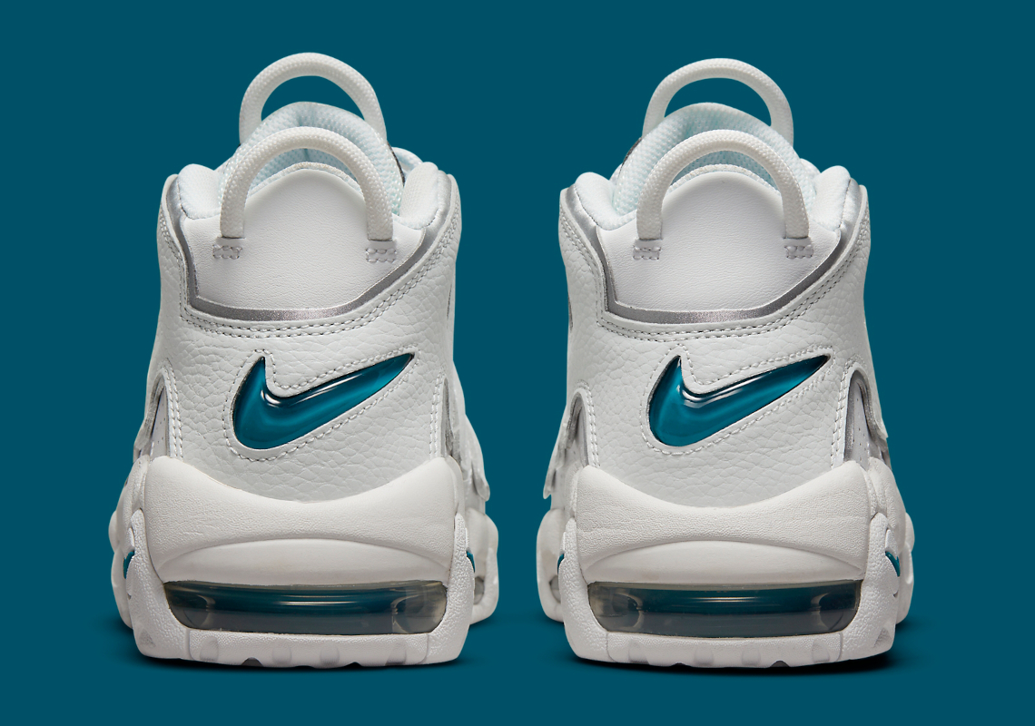 Nike uptempo teal