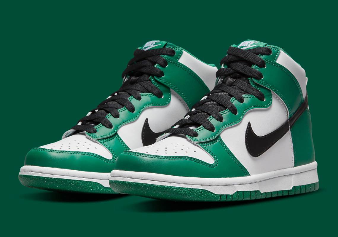 Nike Dunk High GS DR0527-300 Release | SneakerNews.com