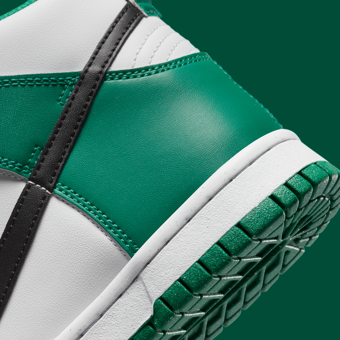 nike dunk boston celtics