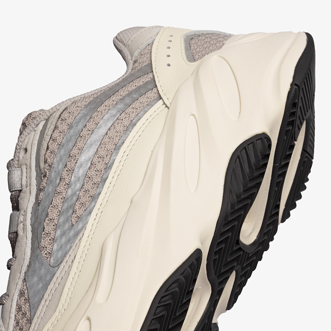 adidas Yeezy Boost 700 v2 Static Release Reminder 2