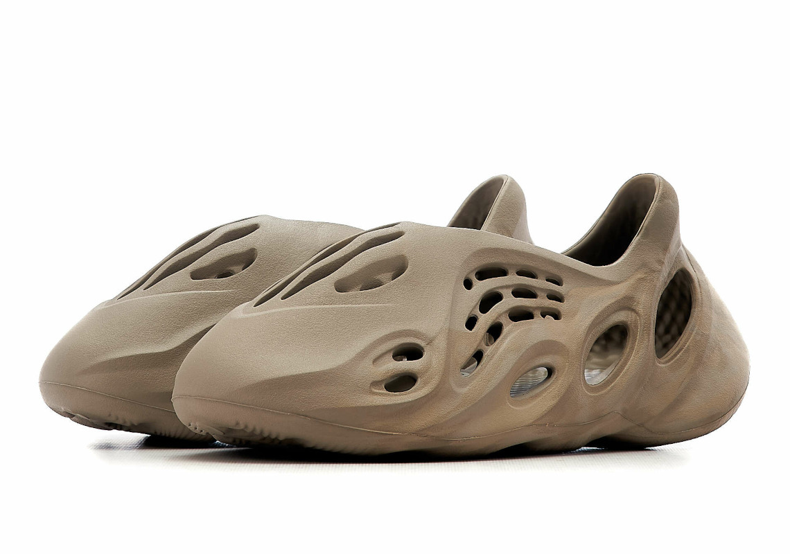 adidas Yeezy Foam Runner GX4472 Stone Sage 8