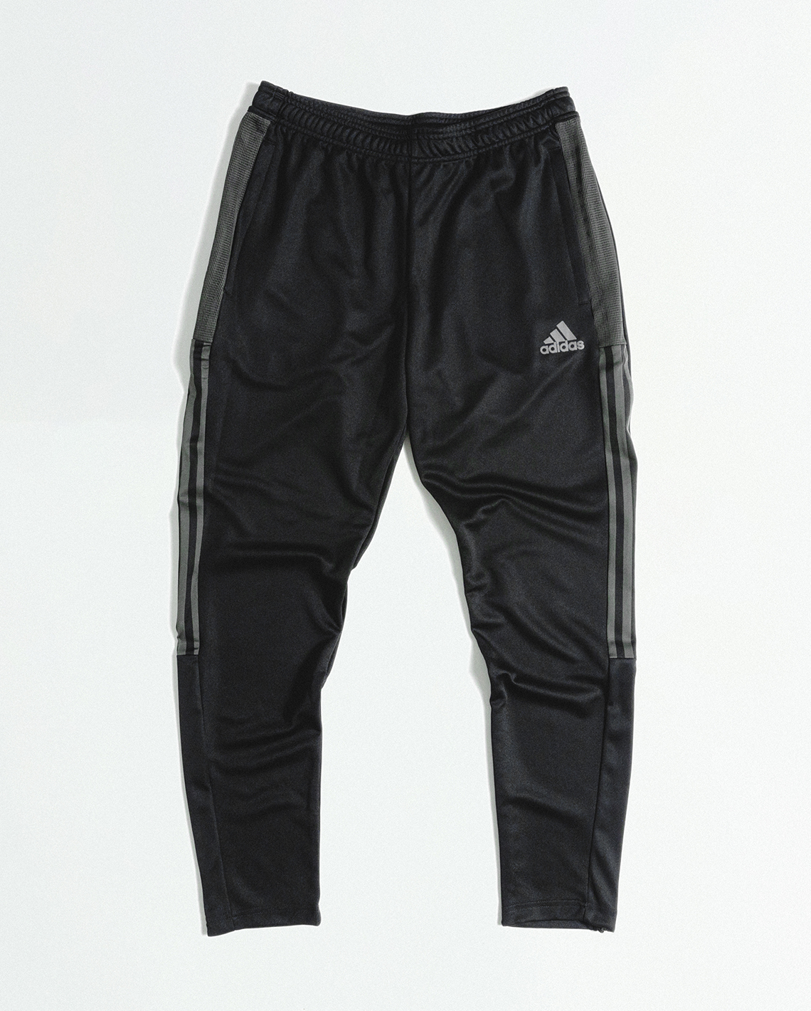 adidas apparel shopping guide march 2022 outfit 2 gallery 5