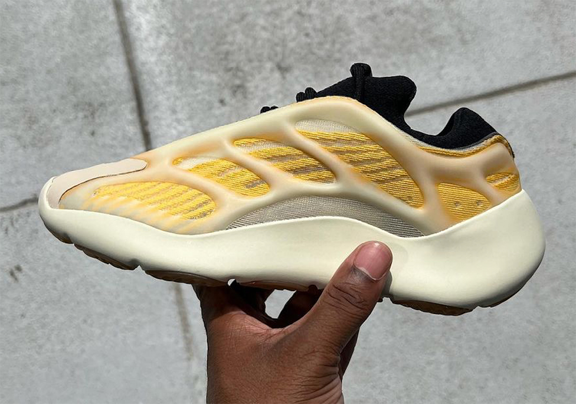 adidas Yeezy 700 v3 Mono Safflower HP5425 | SneakerNews.com