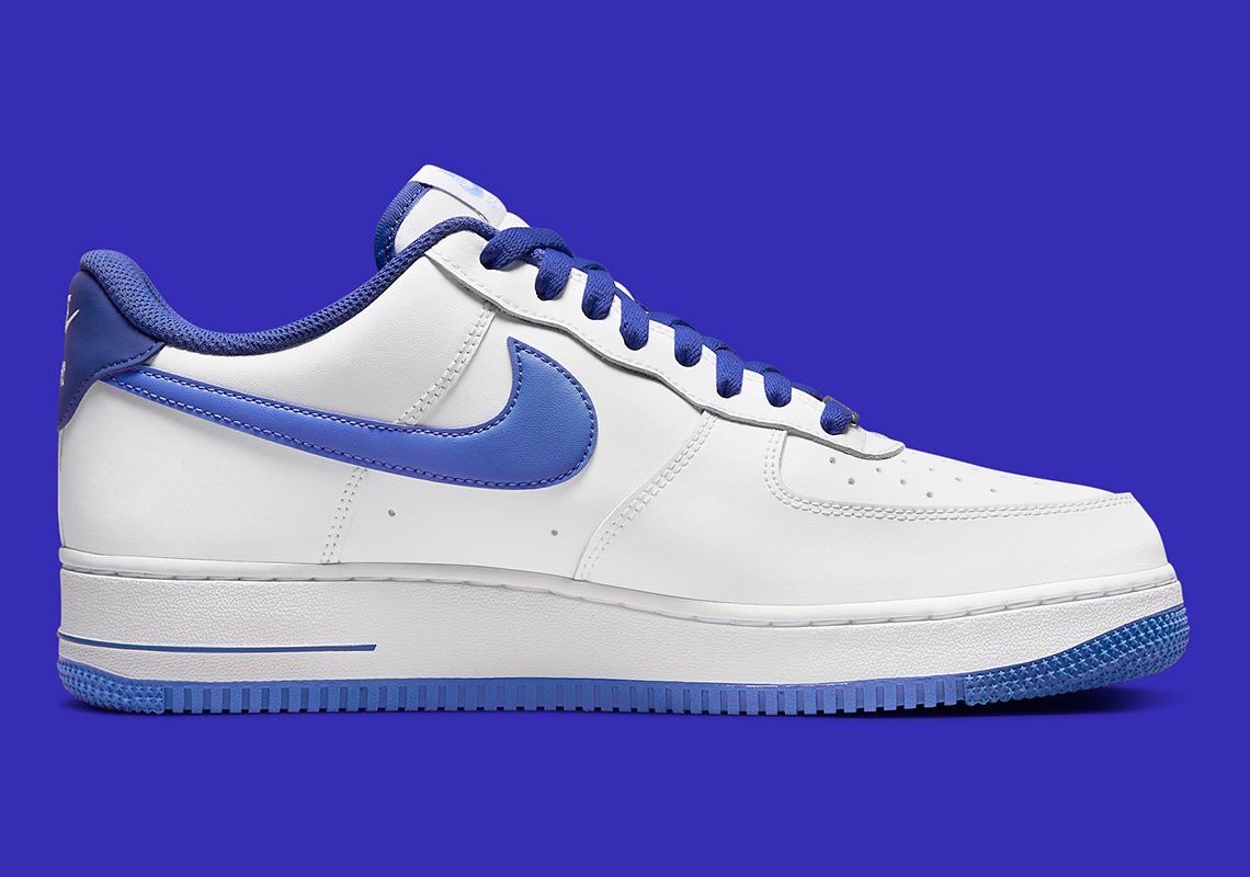 Nike Air Force 1 '07 Low White/Medium Blue Size 6.5  