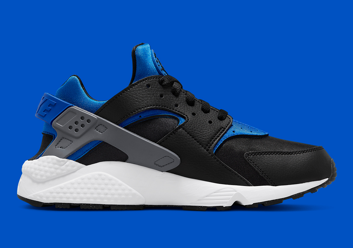 Blue and hotsell black huaraches