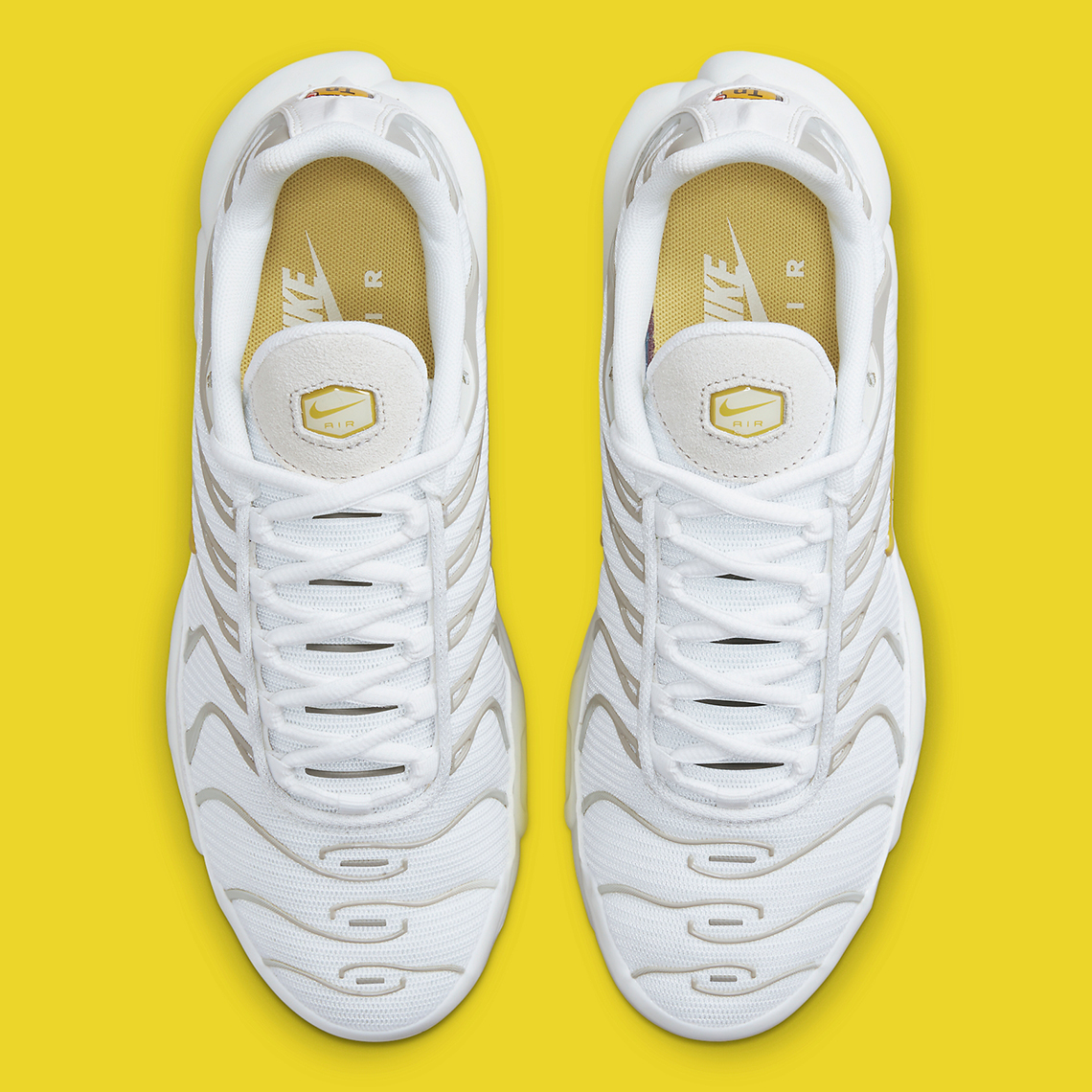 Nike air max plus yellow store and white