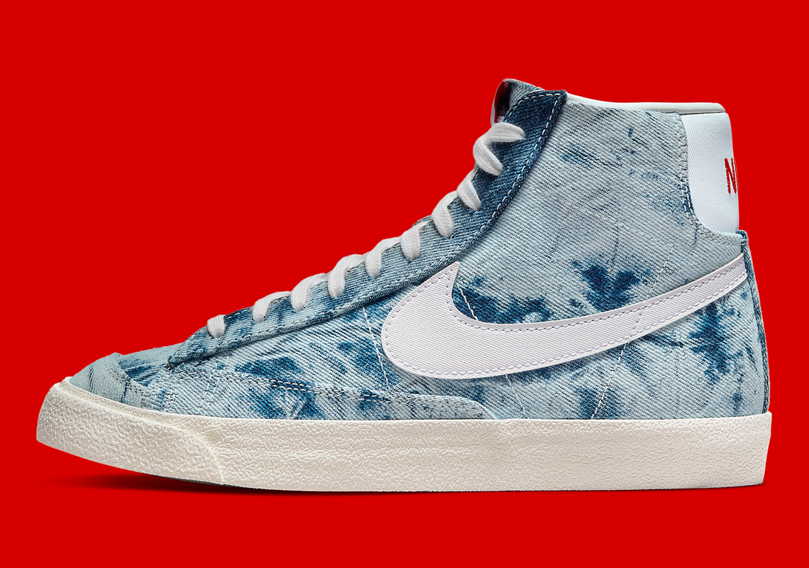 Nike store denim blazer